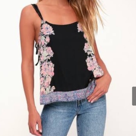 Free People Tops - ⚫️👛💙👗NWT FREE PEOPLE MOVE LIGHTLY